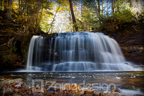 longexposure autumn water stream michigan fallcolors waterfalls upperpeninsula rockriverfalls