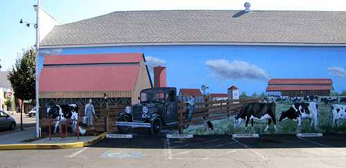 california people art chicken wall truck cow photo artwork mural publicart oldtruck manteca artinpublicview