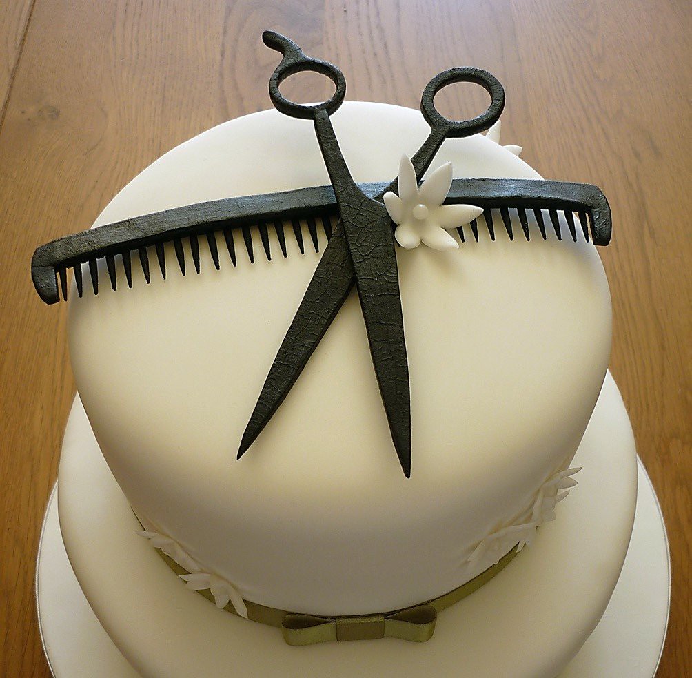 Hairdresser Cake Close Up
