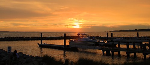 sunset news beach water virginia boat huntington newport