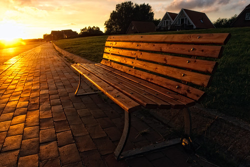 sunset holiday color photoshop catchycolors germany bench landscape geotagged evening iso200 nikon holidays colorful europe soft glow dusk furniture vivid kitsch f90 highsaturation cropped d200 lightroom baltrum lowersaxony nikond200 180sec 18200mmf3556 manganite colorefexpro date:month=august date:day=22 180secatf90 date:year=2010 holidaybaltrumaugust2010 geo:lon=7389384 geo:lat=53724656