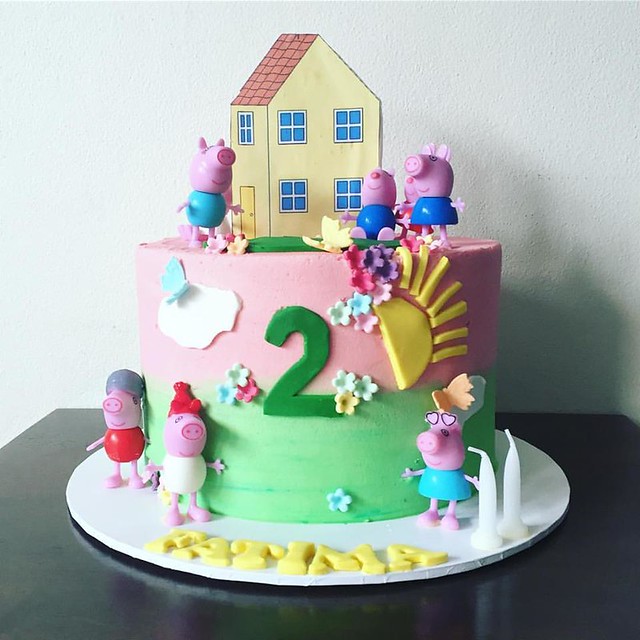 Cake by Houseofbakes