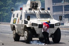 Brave 


Valiente


Brave the people of Venezuela who struggle to liberate their people