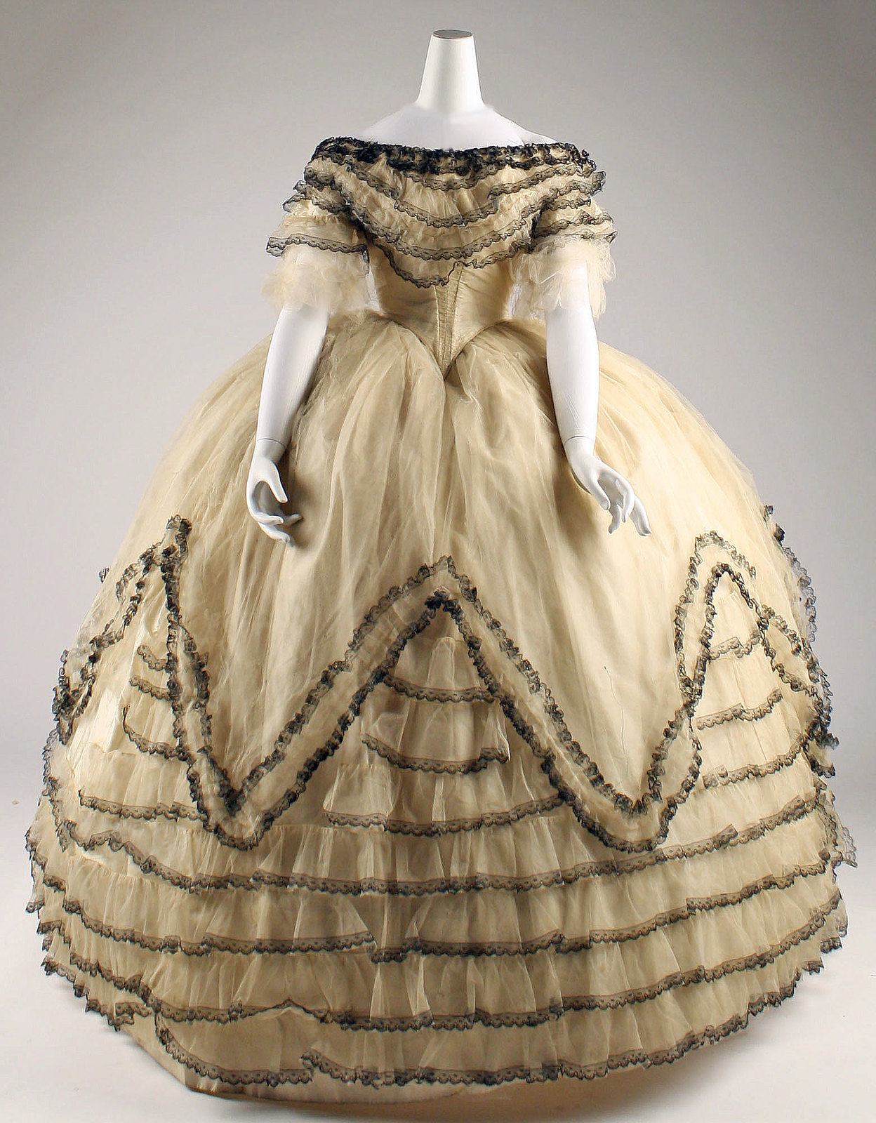 1856 Ball gown. American. Silk. metmuseum