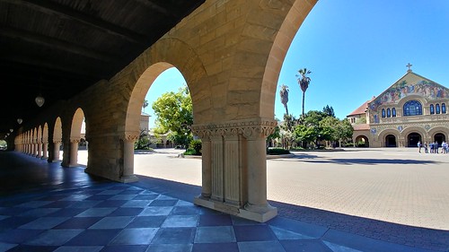 Commuting from Palo Alto Station to Stanford