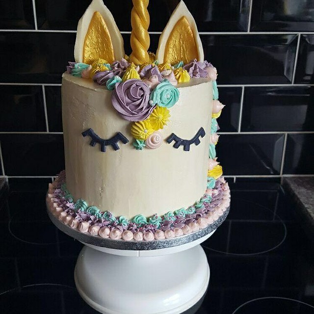 Cake by Gwen Cowper of Little Blessings Cakery