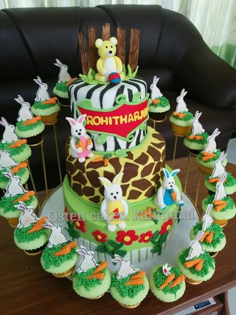 Cake by Swanithas Sujanthy of Osten cakes
