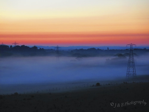 portsdownhill sunrise misty silhouette pylon canon canonpowershotg16 portsmouth hampshire england fields morning beverleybell 2015