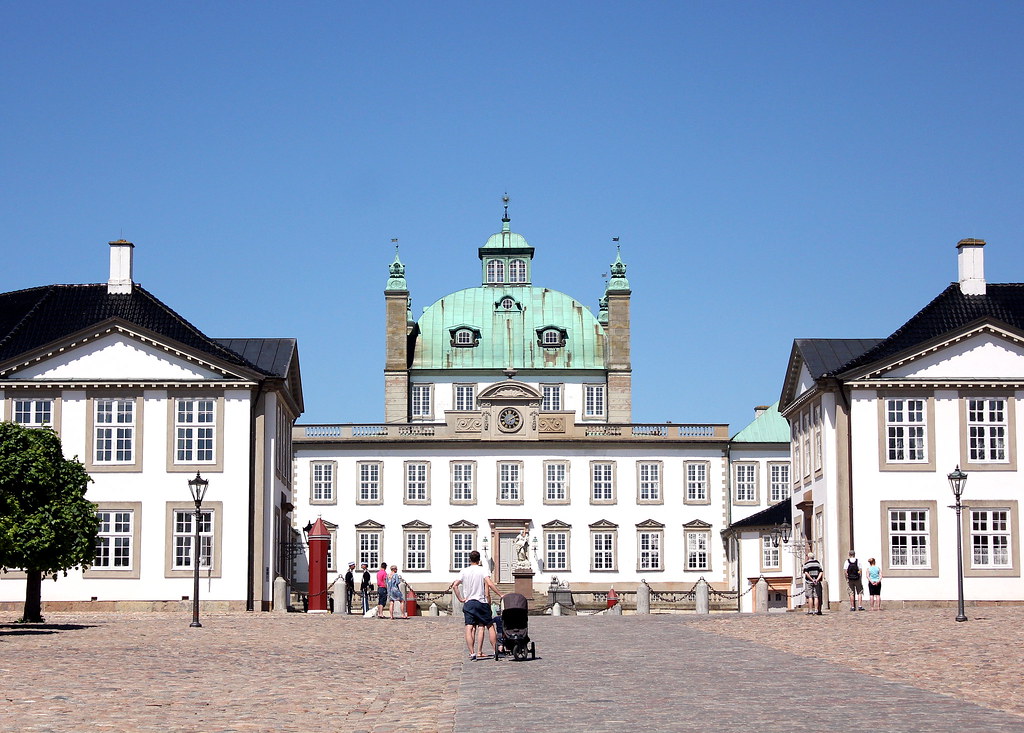 fredensborg-castle-copenhagen