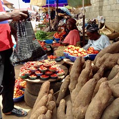 Street Market, Adimula Palace Roundabout, Ilesa, Osun State, Nigeria. #JujuFilms