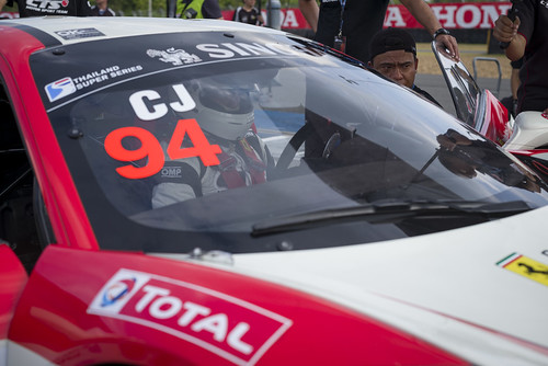 ferrari 458 italia challenge race racing tss thailandsuperseries grid start team crew driver cj buriram