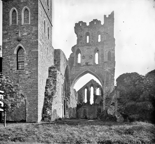 thestereopairsphotographcollection lawrencecollection stereographicnegatives jamessimonton frederickhollandmares johnfortunelawrence williammervynlawrence nationallibraryofireland church monastery abbey windows arches doorways singlestereopair kildare stbrigidschurch stbrigid reconstruction kildarecathedral locationidentified