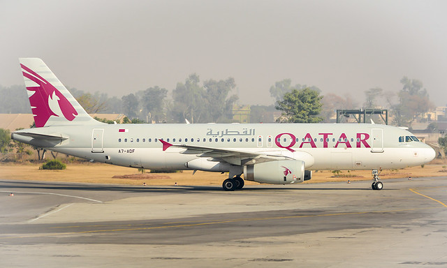 Qatar A-320 A7-ADF