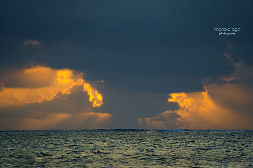 puntacana dominicanrepublic atlanticocean ocean water waves morning sunrise clouds sunlight glow nature thegalaxy