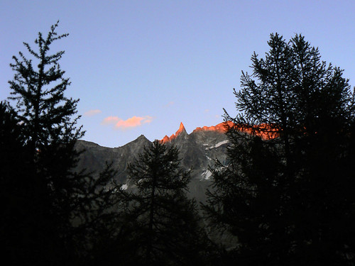 agosto2007 august 2007 giorgiorodano valdhérens hérens suisse switzerland svizzera schweiz vallese valais wallis romandie suisseromande arolla tramonto alpenglow coucherdusoleil sunset