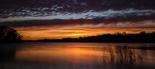 2017 may kevinpovenz westmichigan michigan ottawacounty ottawa ottawacountyparks thebendarea pond lake reflection water clouds evening sunset dusk canon7dmarkii sigma1020 yellow blue orange
