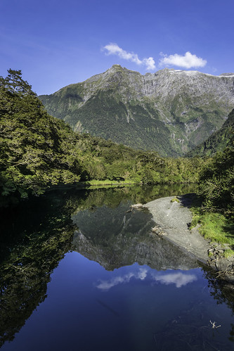 milford track sound new zealand oceania travel tourism mountain landscape nature