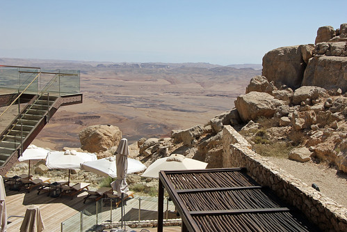 mitzperamon israel isr ramon crater negev desert