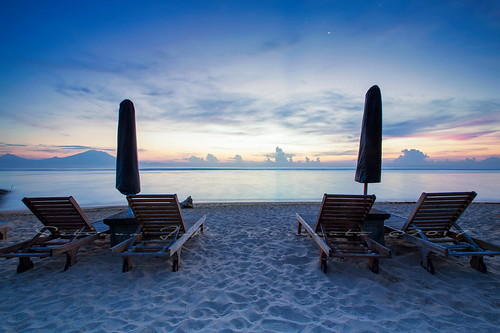 bali sanur morning beach sunrise dawn indonesia travel outdoor sand enjoy calm tranquil