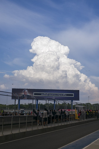 banner king cloud bric buriram circuit track