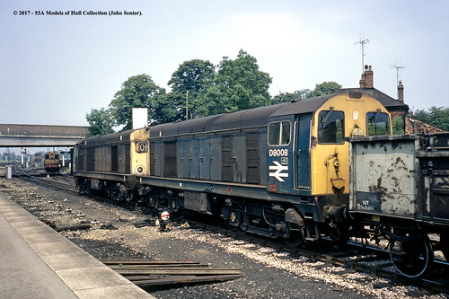 britishrail englishelectric type1 class20 d8008 diesel freight banbury oxfordshire train railway locomotive railroad