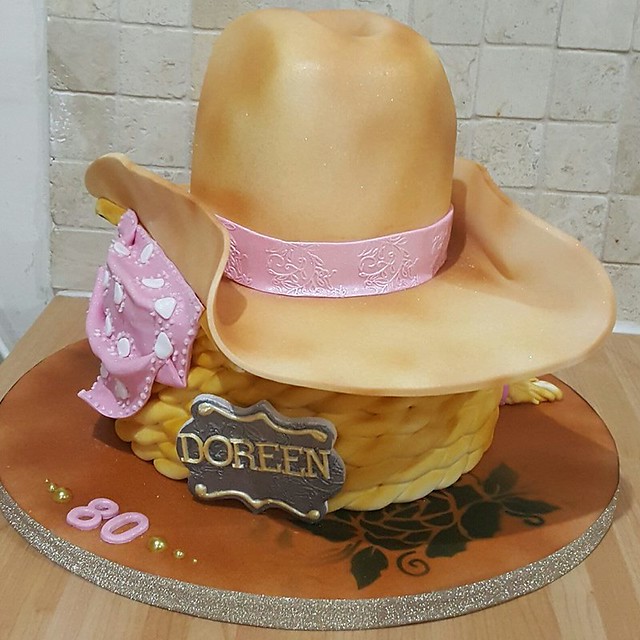 Cake by T's Cakes