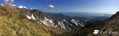 tuscany lost route marble cave marmo cava carrara mare sea landscape view paesaggio montagna