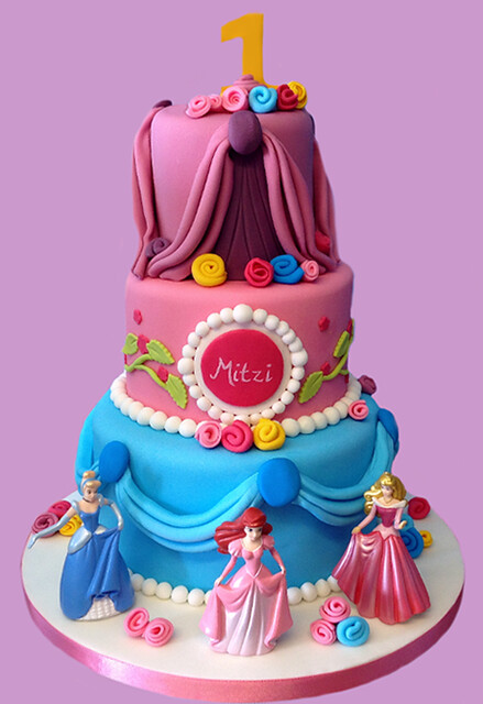 Disney Princess Cake by Glasgow Cake Studio