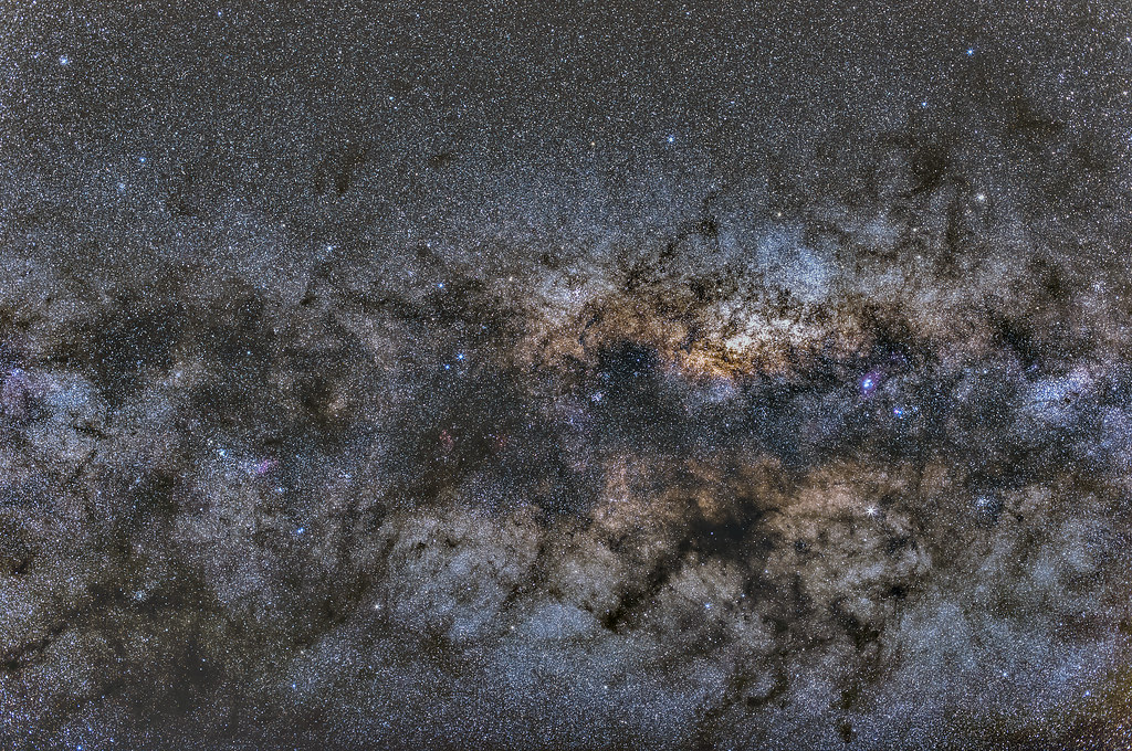 Por el Centro Galáctico v2.jpg
