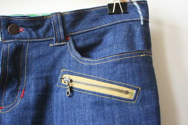 Ginger Jeans with Exposed Zippers