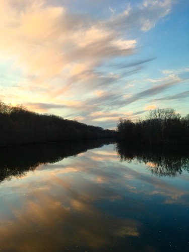 annarbor michigan galluppark huronriver washtenawcounty sky clouds silhouette goldenhour sunset water river reflection