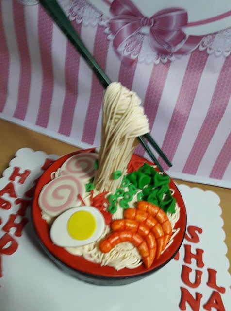 Ramen Cake by Yma ES of Everything Sweets