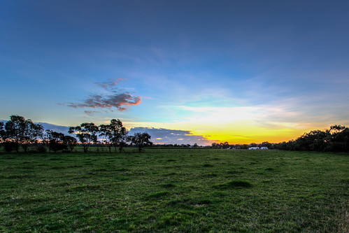 canonef1740f4lusm canoneos5dmkiii countryside hdr landscape pearcedale photomatix rural sunset