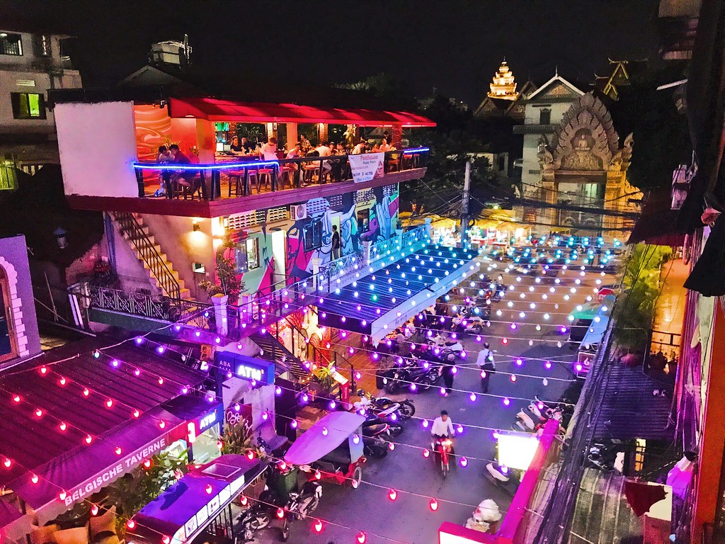 Nightlife, Phnom Penh, Cambodia (June 2017)