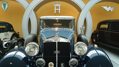 the Horch in the four rings of Audi