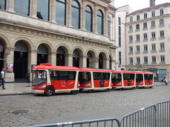Lyon City Tram - Opéra Nouvel - Place de la Comédie, Lyon - Photo of Lyon 4e Arrondissement