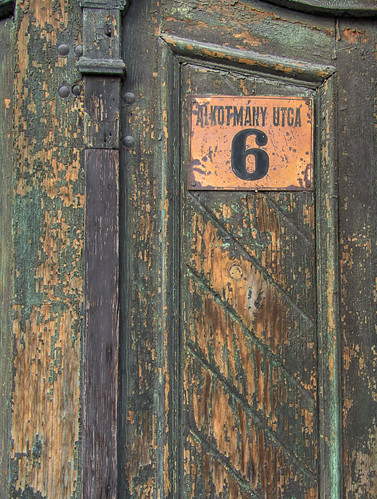 6 alkotmány decay door hungary szentendre utca rust pestcounty green flake