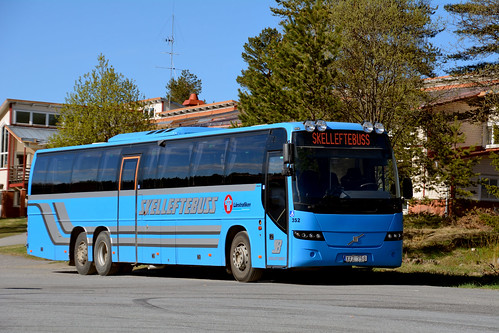 xaz758 swedishbuses volvob12m 9700h carrus