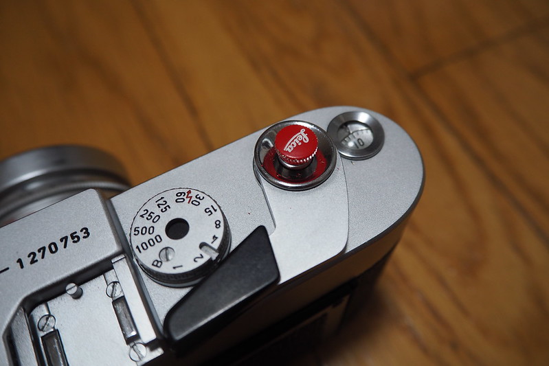 Leica Soft Release ButtonをM4に装着