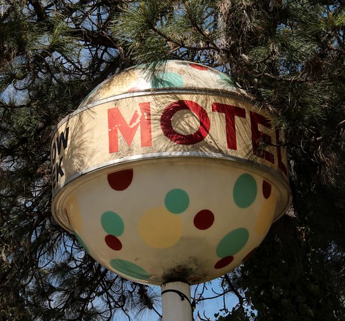sign willowcreek motelsign vintagemotel california norgeball