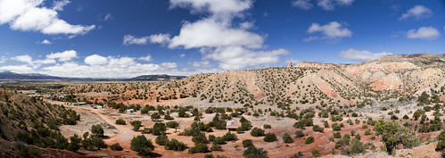 horizon rock spring sand desert scrub chimneyrock view deserted panorama hill viewpoint clouds abiquiu rocks abiquiú desolate trail tree peak newmexico slope ghostranch sky travel cliffs scrube rockformation valley unitedstates us