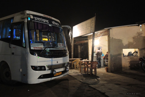 autobus india kichha restaurant uttarakhand