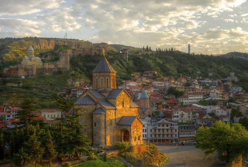 georgia tbilisi oldtown sunset sun rays architecture church mariusz kluzniak
