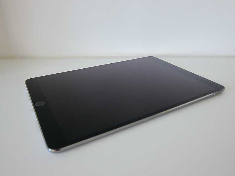 Apple iPad Pro 10.5 Inch (Space Grey 256GB) (Wi-Fi + Cellular)