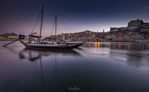 sunrise river rio douro rabelo boat barco