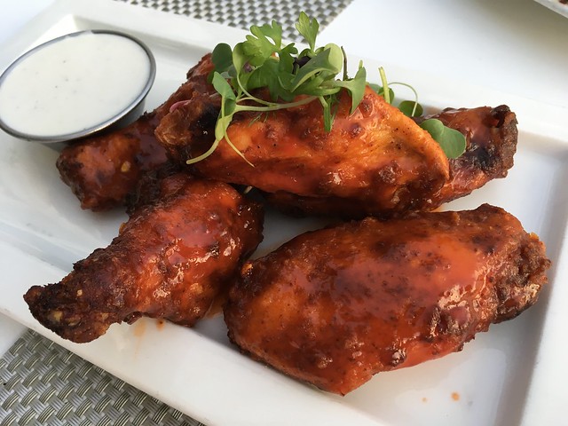 Chicken wings - Escena Lounge & Grill