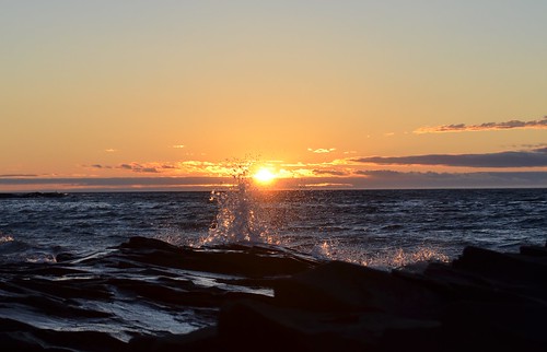 seas sunsets sun waves water views lakes landscapes superior lakesuperior porcupinemountain mountain lava