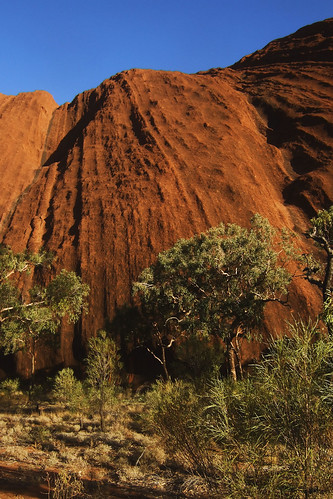 australia 2008 northernterritory groovygrape uluru ayersrock sunrise dawn redcentre outback travel lp lifeofswebb thursdaythrowback landscape
