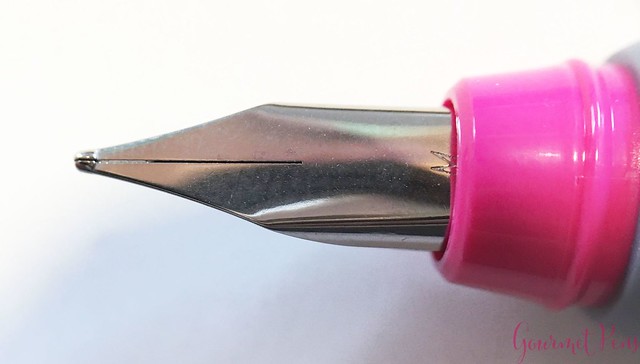 M Pelikan Twist® Fountain Pen Silver Nib