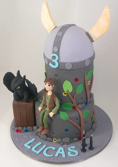 Cake by Topper Cakes